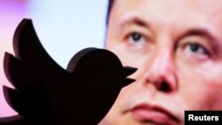 Elon Musk rekao je u maju 2022. da će poništiti zabranu Twittera za Trumpa. 