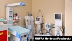 Sală a maternității din Cahul, recent renovată și echipată.