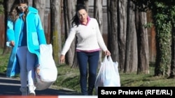 Bivša predsjednica Vrhovnog suda Crne Gore Vesna Medenica izlazi iz pritvora.