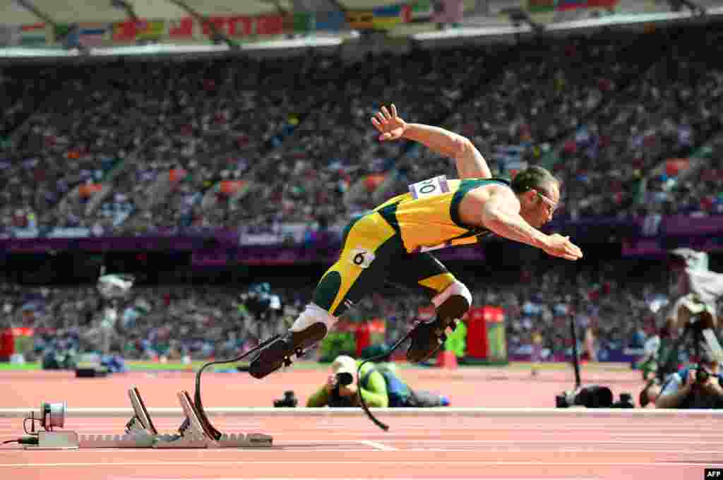 Oscar Pistorius (Južna Afrika) na Paraolimpojskim igrama u Londonu gdje osvaja tri medalje. Foto: AFP / Oliver Morin