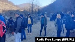 Protest lokalne srpske zajednice u Leposaviću protiv eksproprijacije zemljišta na severu Kosova