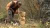 Sasa Dulovic from Kolasin, Montenegro makes wooden sculptures with a chainsaw – screenshot