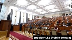 Зал заседаний Жогорку Кенеша. 