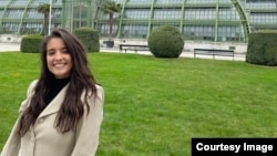 "Ljetos sam zbog komplikacija s plućima morala da odustanem od dugo željenog putovanja. Kasnije sam isplanirala drugo, kako bih mentalno stanje smirila. Kod ove bolesti to je možda najteže", kaže Milena