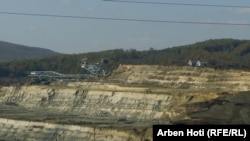 Mihja e thëngjillit në afërsi të Hades.