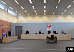 Съдебният състав по делото срещу 100-годишния Йозеф С.