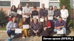 Част от екипа на Горещата телефонна линия