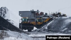Eksploatacija uglja u blizini grada Gramoteino u Kemerovskoj oblasti, Rusija 28. novembra 2021.