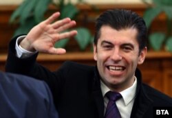 Кирил Петков