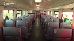 Иако е најевтино, речиси никој не се вози со воз