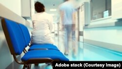 Ministerul Sănătății spune că „există deja un cadrul legal necesar organizării și funcționării sistemului malpraxisului medical, în baza principiului probării greșelii”.  