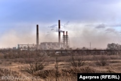 Pe depozitele închise de cenușă și de zgură ale termocentralei de la Ișalnița, de lângă Craiova, ar trebui construit un parc fotovoltaic de 85 MW.