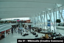 A budapesti Liszt Ferenc repülőtér 2-es termináljának várócsarnoka