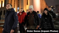 Printre reprezentanții protestatarilor care cu mers la negocieri în ultima săptămână se numără fermieri cu aspirații politice sau foști polițiști. Europa Liberă le-a verificat trecutul și conexiunile anterioare protestului.