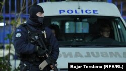 Policia tha se do ta bëjë kontrollimin e turmave të mundshme para, gjatë dhe pas ndeshjes jo vetëm pranë stadiumit, por në gjithë qytetin