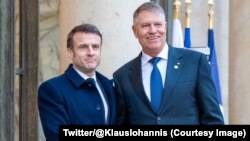 Președintele Klaus Iohannis se află la Paris la o întâlnire de lucru inițiată de președintele Franței. 