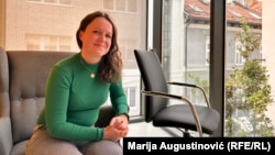 „Детските гласови се погласни отколку во претходните војни“, вели Олександра Дмитренко, претставник на Музејот на военото детство во Киев