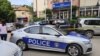 Kosovska policija u akciji kod predstavništva Banke Poštanske štedionice u Severnoj Mitrovici, 20. maj 2024.