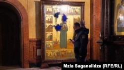 მატრონა მოსკოველის ხატი მას შემდეგ, რაც საღებავი შეასხეს