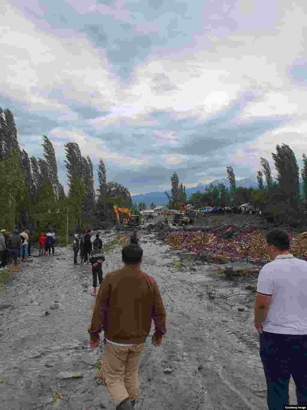 Сел жүргөн жерлердин бири.&nbsp;