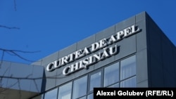 Magistrații care nu vor promova vettingul vor fi demiși din funcții și vor avea interdicție de a lucra în sistem timp de 5 – 7 ani.