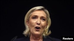 Liderka Nacionalnog okupljanja Marin le Pen uverena je da će njena stranka dobiti apsolutnu većinu u drugom krugu izbora u Francuskoj. Fotografija 30. jun 2024.