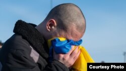 Reakcija ukrajinskog zarobljenika tokom razmjene, 31. januara 2024.