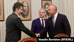 Кирил Петков и Николай Денков от ПП-ДБ на среща при президента Румен Радев, 24 юни 2024 г.