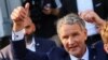 Лидерот на АФД во Тирингија, Бјорн Хоке, прославува по излезните анкети во Тирингија, Германија, 1 септември 2024 г.