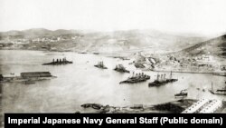 Затопленные российские корабли у захваченного японцами Порт-Артура