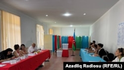 Едно од избирачките места на парламентарните избори во Азербејџан на 1 септември