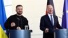 Германскиот канцелар Олаф Шолц и претседателот на Украина, Володимир Зеленски. 