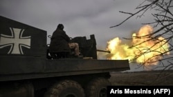 Bjesni bitka za kontrolu nad Bakhmutom na istoku Ukrajine