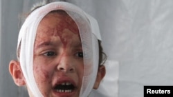 „Sehol sincs biztonság” – fokozódnak a harcok a Gázai övezetben, a táborokból is menekülnek az emberek