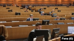 Zastupnici opozicije najviše primjedbi na Zakon o VSTV-u imali su na odredbe o sukobu interesa i integritet nosilaca pravosudnih funkcija. 