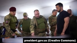 Volodimir Zelenski a vizitat a vizitat unități militare care desfășoară operațiuni ofensive în regiunea Melitopol, 15 august 2023