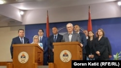 Dušan Marić, poslanik Srpske napredne stranke u Skupštini Srbije, za govornicom nakon konstitutivne sjednice Parlamentarnog foruma Srbije i RS, Banja Luka, 2. jul 2024.