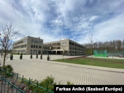 Az önkormányzat végül a városon kívül adott telket a projekthez az egyházközségnek