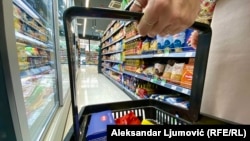 Detalj iz jednog od četiri velika trgovačka lanca u Crnoj Gori. 4. 1. 2024.