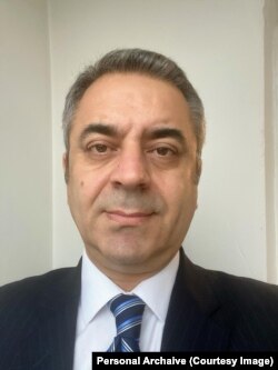 Dan Claudiu Degeratu a fost directorul general al Departamentului pentru Politica de Apărare şi Planificare de la MApN, între 2004 și 2006.