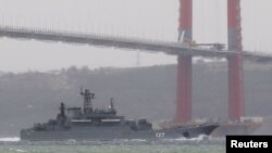 Десантен брод на руската морнарица на пат кон Црното Море, 8 февруари 2022 година.