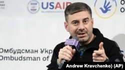 Уполномоченный Верховной рады по правам человека Дмитрий Лубинец (архивное фото)