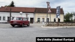 Szaniszló János polgármester azt állítja: ellenfele hatmillió forintot költött arra, hogy megnyerje a választást (képünk illusztráció)