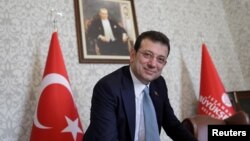 ექრემ იმამოღლუ სტამბოლის მერია 2019 წლიდან.