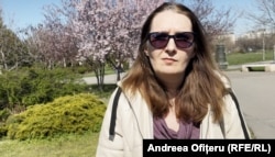 Raluca Tănase s-a alăturat recent unui grup pe Facebook al părinților care au nevoie de medicamente pentru copiii lor și care se ajută între ei.