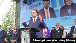 Джевдет Чакъров, съпредседател на ДПС. Джебел, 19 май 2024 г. Снимката е на изданието 24rodopi.com