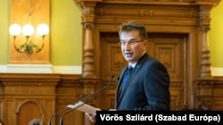 Völner Pál a Fővárosi Törvényszéken 2023. május 23-án