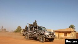 Pripadnici snaga sigurnosti u sjeverozapadnoj nigerijskoj državi Katsina, decembar 2029.