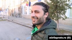 Dragoș Mihai Neațu a explicat jurnaliștilor de la ȘtirileProTV de ce a vandalizat monumentele: „Pentru a repara onoarea ordinului masonic, care a fost trădat și furat”.