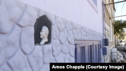 Sztálin-szobrokkal, -ikonokkal, -mozaikokkal van tele Georgia